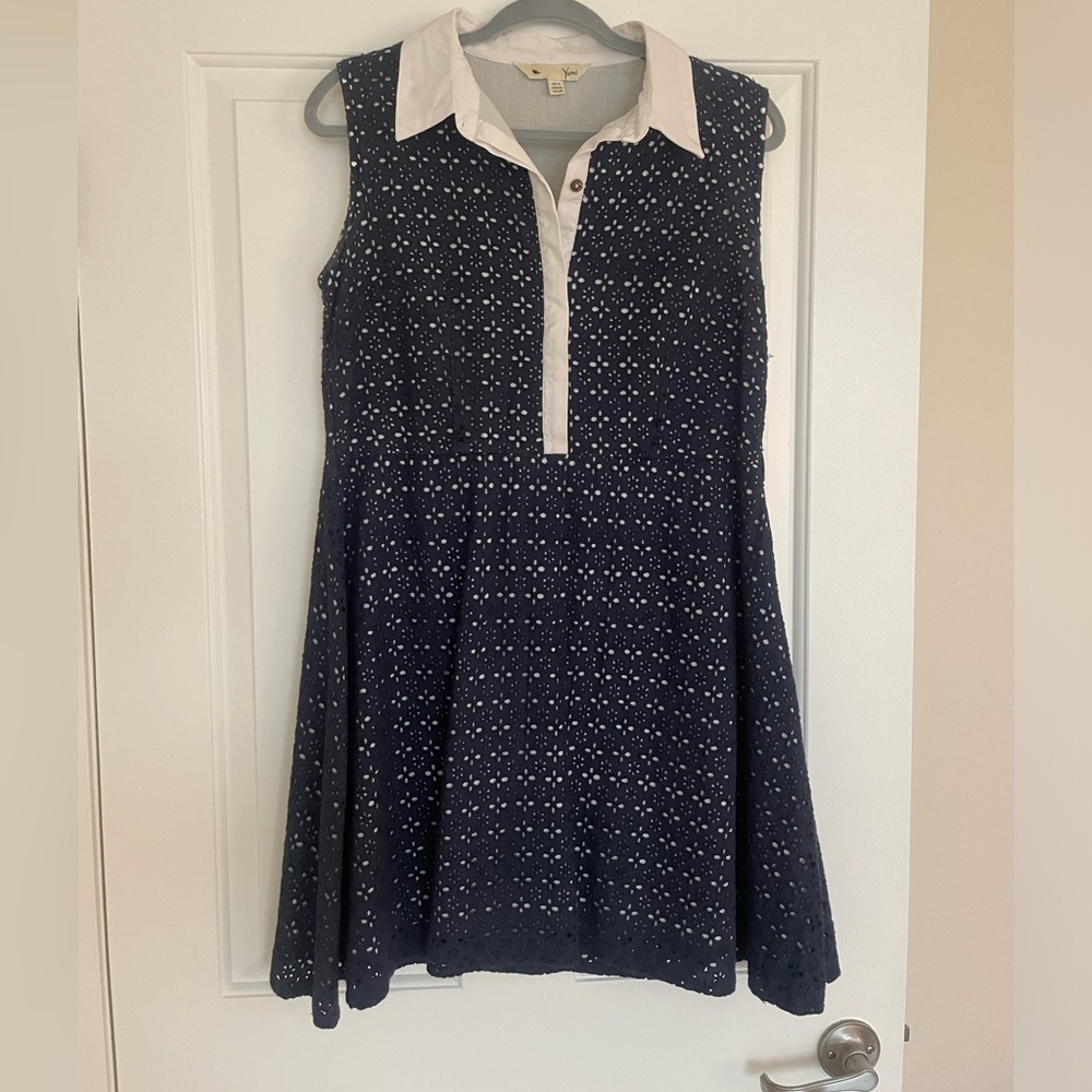 Blue casual dress.